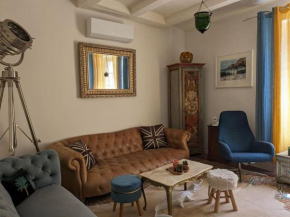 Village house - 4 bed, 2 bath - garden - garage